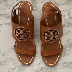 Tory Burch Tan Sandals with Logo Accent